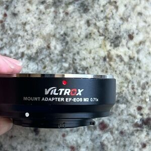 Viltrox Mount Adapter EF-EOS M2